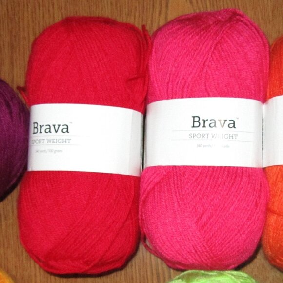 Lot of 12 Full/Partial Skeins BRAVA Sport Weight Acrylic Yarn by Knit Picks B5 - Picture 2 of 4